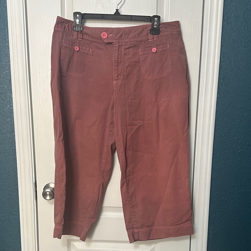 ☑️Dressbarn Rose Pink Women's Bermudas